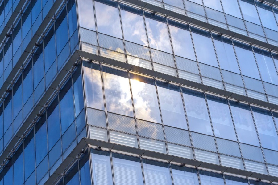 Commercial Window Tinting Benefits: Energy Efficiency and Asset Protection