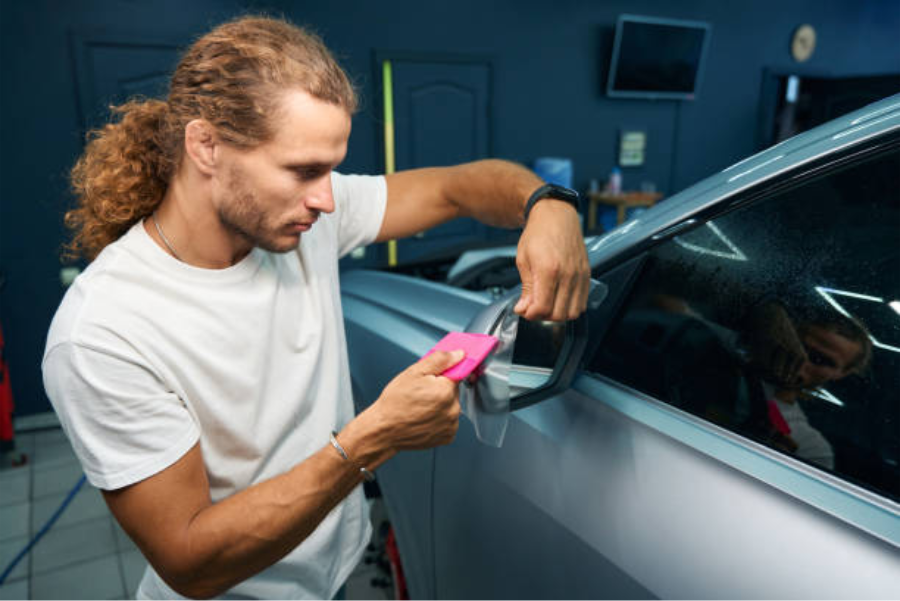 Benefits of Car Window Tint Melbourne – Save Money, Protect Interiors & Improve Comfort
